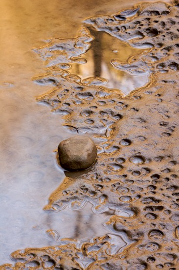 Abstract;Abstractions;Boulder;brook;creek;Flowing;Geological;Geology;Patterns;Reflection;Reflections;River;Riverbed;Rivers;Rock;Rock formations;Rocks;Shapes;Stone;stream;Striation;Textures;Walls of Jericho;Water;waterway
