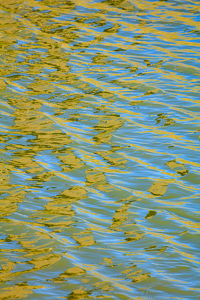 Abstract;Abstraction;Blue;Calm;Flow;Gold;Healing;Health care;Healthcare;Line;Minimalism;Mirror;Nature;Pastoral;Ripple;Shape;Stream;Water;Waterscape;Yellow;flowing;landscape;oneness;pattern;peaceful;reflection;reflections;restful;serene;soothing;texture;tranquil;zen