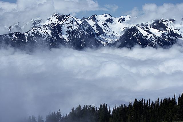 Ledge;Mountain;Cliff;Precipice;Peak;Mountain Top;Rock Formations;Rocks;Boulder;Nature;Vertical;High;Power;Powerful;Scenic View;Scenics;Summit