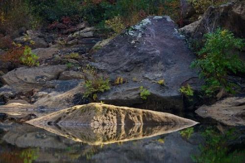 Patterns;Green;Brown;Rock Formations;river;River;Stone;Stones;reflections;Rock Face;Boulder;Big South Fork National Recreation Area;Abstraction;Rocks;Boulders;Gray;Tan;water;Mirror;Abstract;shapes;Rock;reflection