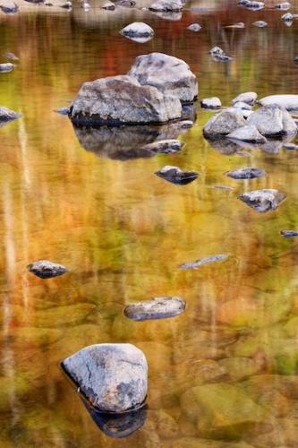 reflections;flowing;Tan;Yellow;Rock;Fall;Stone;Rocks;Little River Canyon;Gold;Brown;reflection;flow;Green;Stream;water;river;Alabama;Autumn;Boulders;Stones;Rocky;Red;Gray