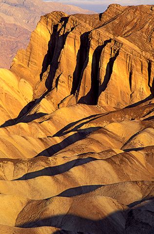 Abstract;Abstractions;Patterns;Shapes;Textures;Rocks;Rock;Boulder;Boulders;Rock Formations;Stones;Pebble;Pebbles;Stone;Ledge;Mountain;Cliff;Precipice;Peak;Mountain Top;Nature;Vertical;High;Power;Powerful;Scenic View;Scenics;Summit;Sunlight;Sun;Beams;Sunbeam;Rays;Light;Luminance;Illuminate