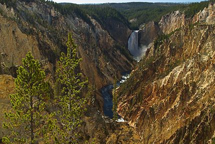 Waterfall;Yellowstone;Wyoming;Rock Formations;Canyon;River;Yellowstone Falls