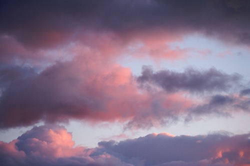 Abstract;Abstractions;Blue;close of day;Cloud;Cloud Formation;Clouds;dusk;evening;eventide;last Light;Lavender;Patterns;Pink;Purple;Shapes;Sky;sun;sunset;Textures;Weather