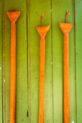 Abstract;Abstraction;Abstractions;Amazon River Basin;Brazil;Brown;Countries;Gold;Line;Minimalism;Oars;Patterns;Rio Negro River;Shape;Stock categories;Tan;Textures;Wall;green;oneness;orange;pattern;peaceful;shapes;texture;zen