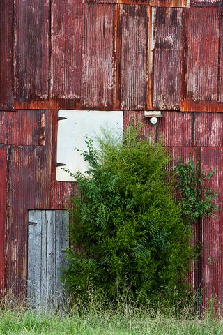 Agriculture;Architecture;Barn;Farm;Farming;Ranch;Plantation;Estate;Family Farm;Garden;Cultivate;Abstract;Abstractions;Patterns;Shapes;Textures