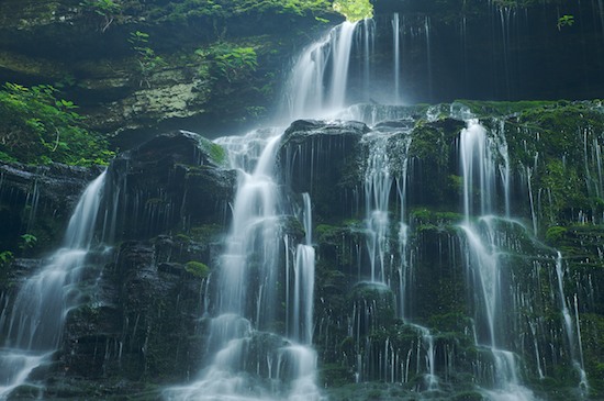 Boulder;Chute;Cool;Falling;Falls;Flow;Geological;Geology;Green;Machine Falls;Moss;Rock;Rock Formations;Rocks;Short Springs State Natural Area;Spilling;Stone;Stones;Stream;Striation;Tennessee;Tullahoma;United States;Water;Waterfall;Waterfalls;Wet
