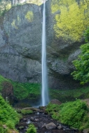 Cascade;Chute;Falls;Green;Latourell-Falls;Oregon;Pouring;Rock;Rock-Formations;St