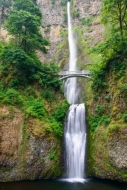Cascade;Chute;Columbia-River-Gorge;Falls;Green;Multnomah-Falls;Oregon;Pouring;St